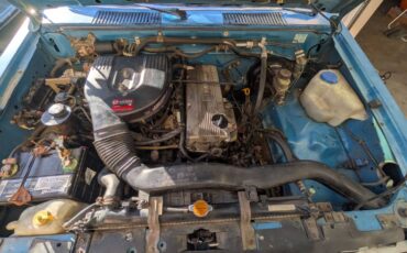 Nissan-hardbody-pickup-1996-custom-10