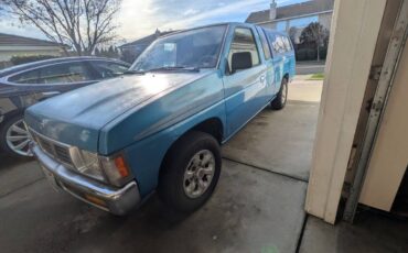 Nissan-hardbody-pickup-1996-custom-12