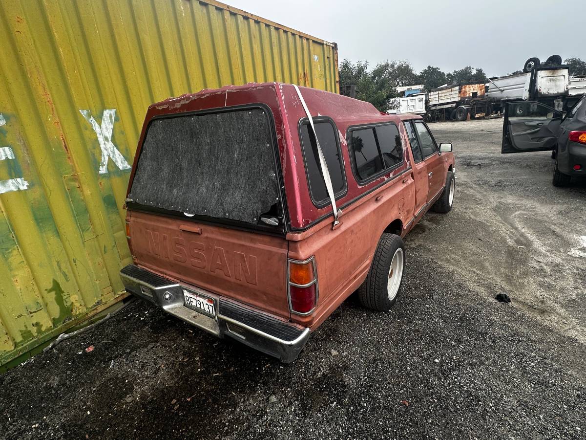 Nissan-hardbody-pickup-extended-cab-5-speed-1984-brown-13