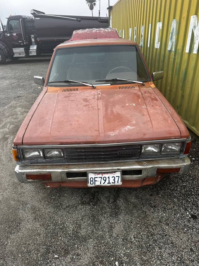 Nissan-hardbody-pickup-extended-cab-5-speed-1984-brown-3