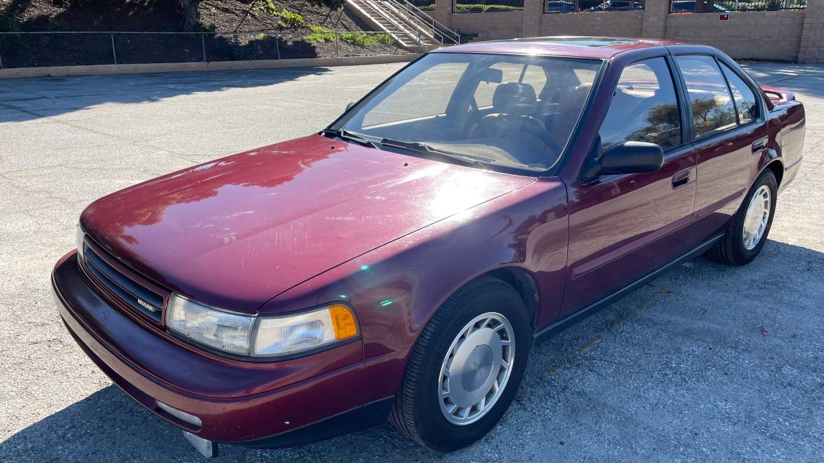 Nissan-maxima-se-1991-custom