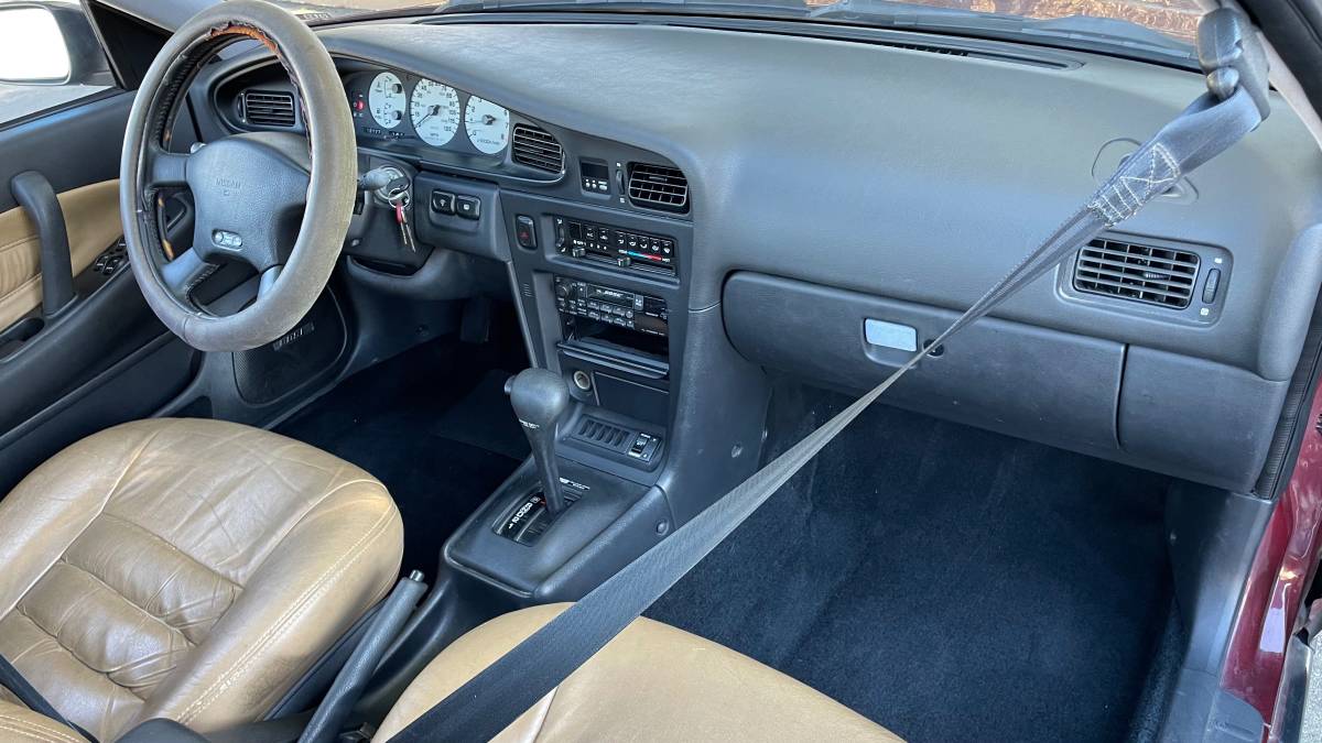 Nissan-maxima-se-1991-custom-7