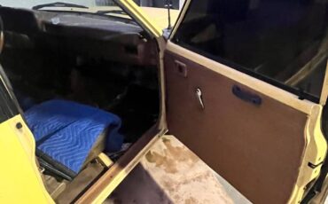 Nissan-mini-truck-1986-yellow-4