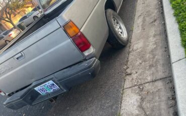 Nissan-murano-1990-silver-2