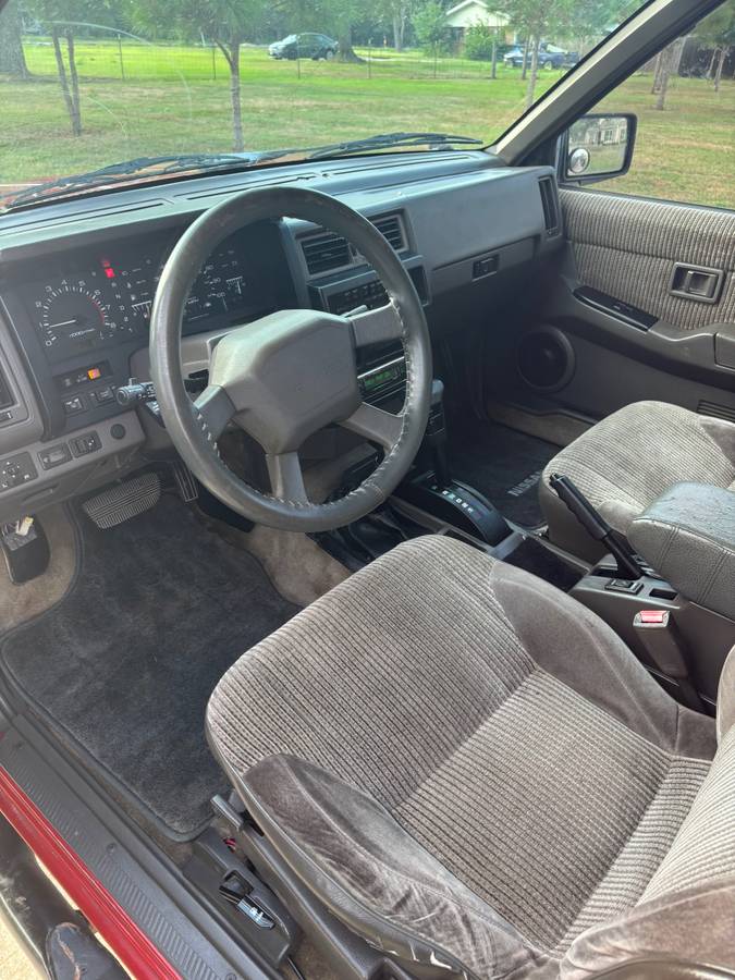 Nissan-pathfinder-1991-red-3