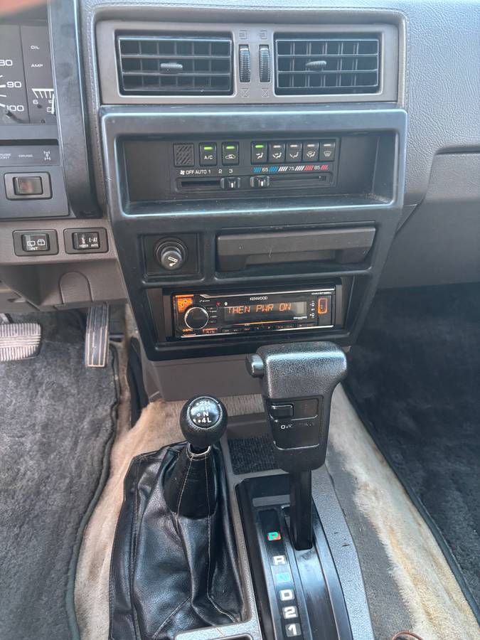 Nissan-pathfinder-1991-red-4