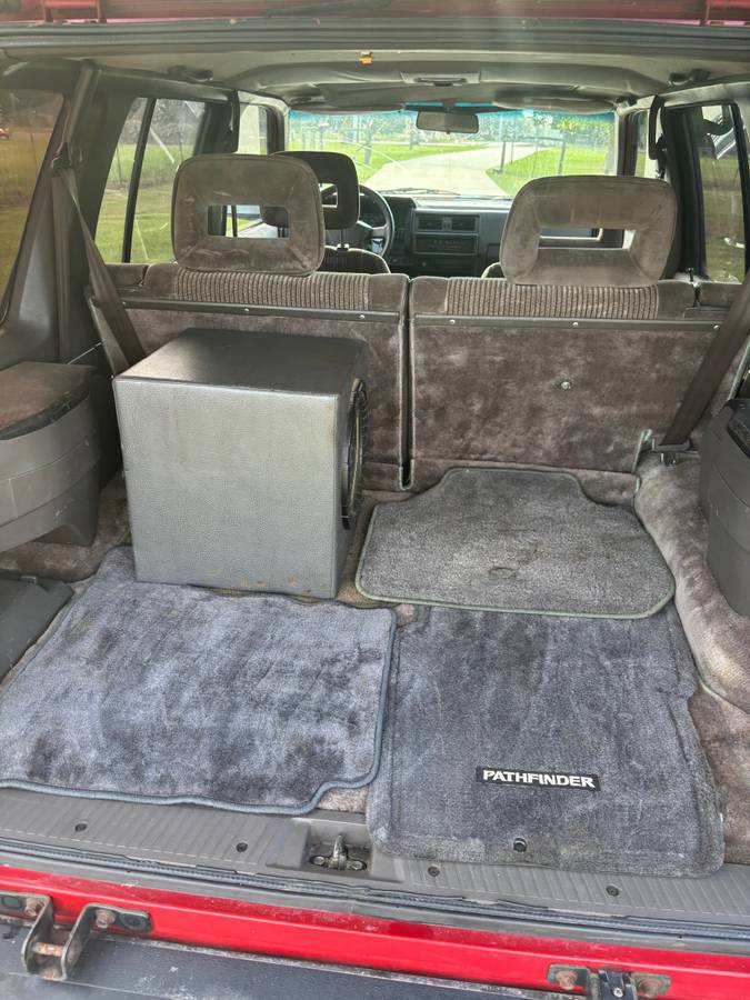 Nissan-pathfinder-1991-red-5