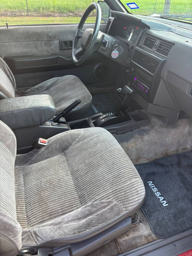 Nissan-pathfinder-1991-red-7