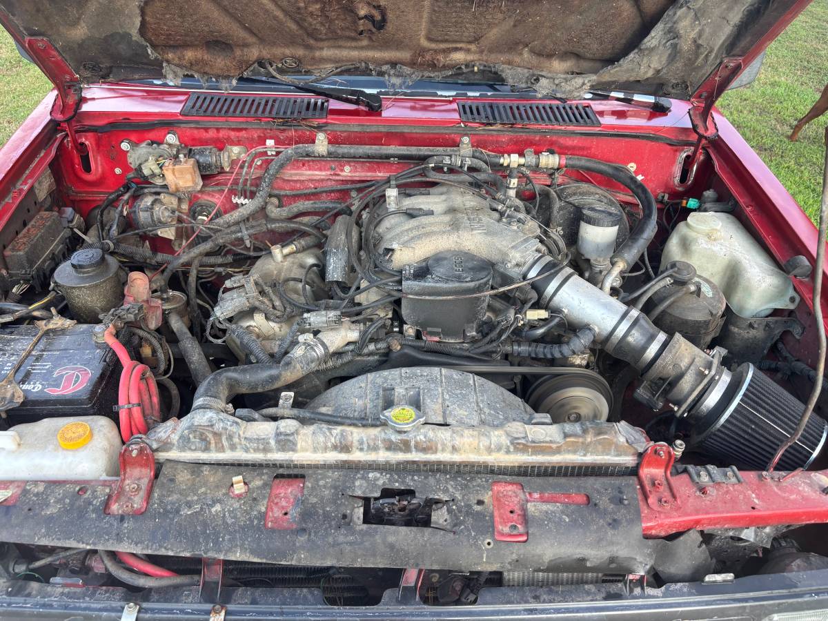 Nissan-pathfinder-1991-red-9