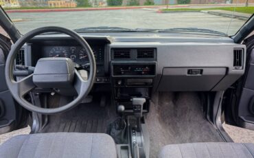 Nissan-pathfinder-1993-grey-14