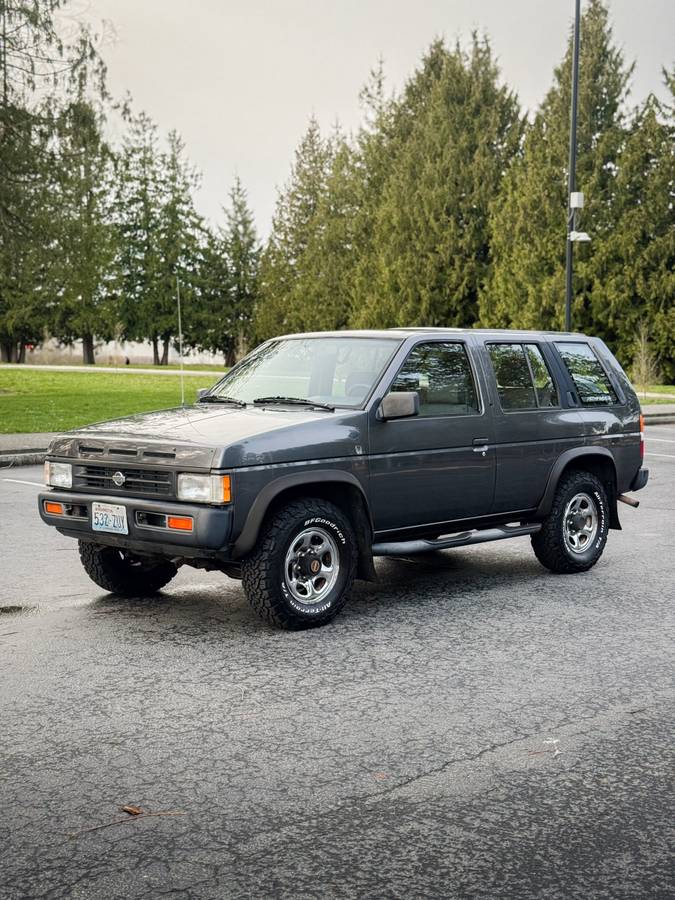 Nissan-pathfinder-1993-grey-20