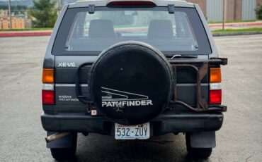 Nissan-pathfinder-1993-grey-5