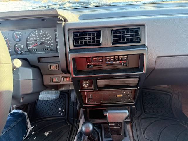 Nissan-pathfinder-sv-1993-grey-22