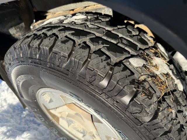 Nissan-pathfinder-sv-1993-grey-7