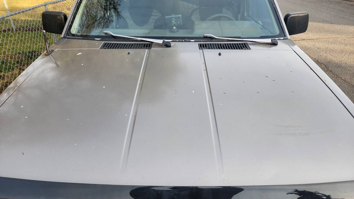 Nissan-pathfinder-xe-4x4-1987-grey-11