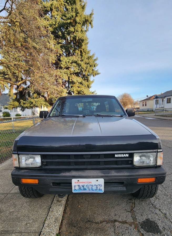 Nissan-pathfinder-xe-4x4-1987-grey-7