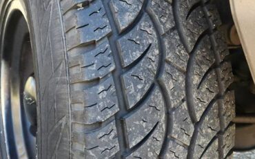 Nissan-pathfinder-xe-4x4-1987-grey-9