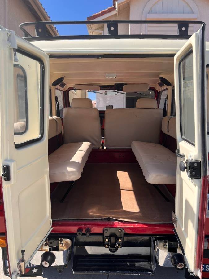 Nissan-patrol-1982-red-21