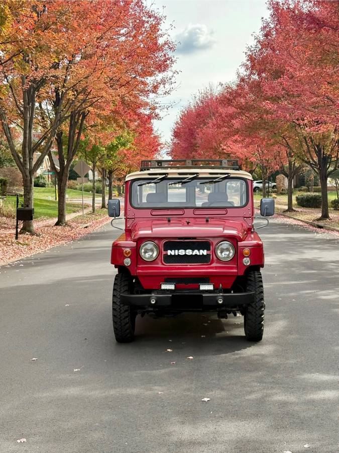 Nissan-patrol-1982-red-9