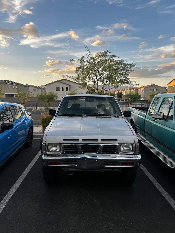 Nissan-pick-up-1994-2