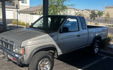Nissan-pick-up-1994-5
