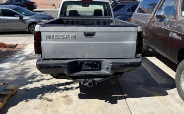 Nissan-pick-up-1994-6
