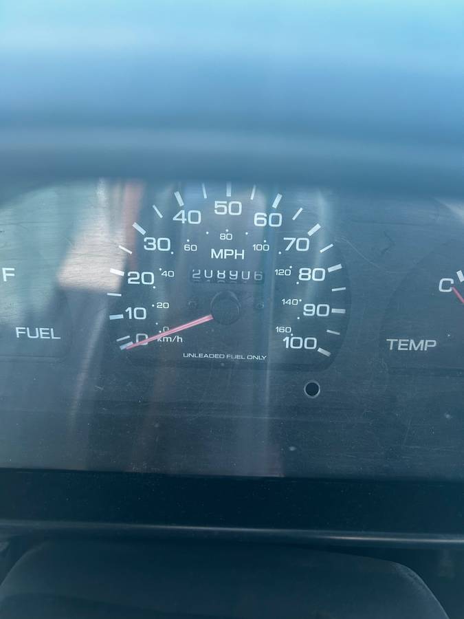 Nissan-pick-up-1994-9