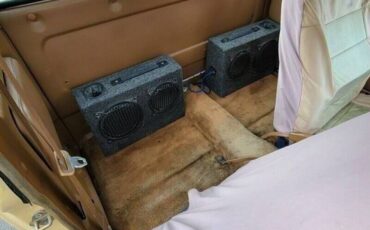 Nissan-pickup-1985-12