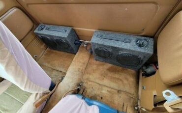 Nissan-pickup-1985-13