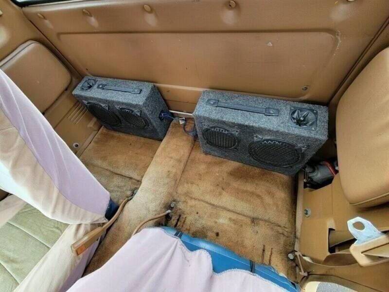 Nissan-pickup-1985-13