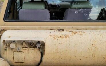 Nissan-pickup-1985-16