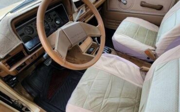 Nissan-pickup-1985-2