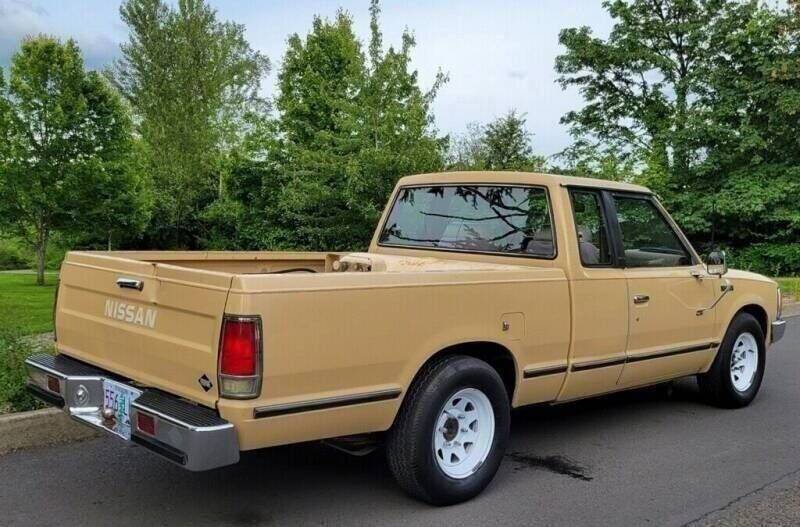 Nissan-pickup-1985-7