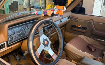 Nissan-pickup-1985-orange-1