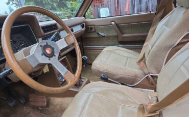 Nissan-pickup-1986-brown-18