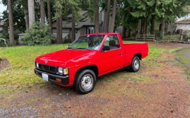 Nissan-pickup-base-short-bed-1993-red-10
