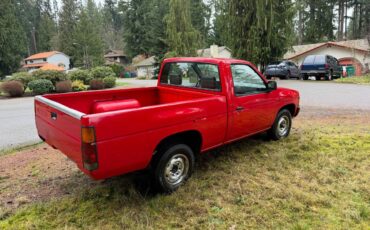 Nissan-pickup-base-short-bed-1993-red-7