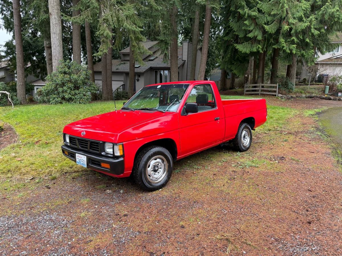 Nissan-pickup-regular-cab-hard-body-1993-red-11