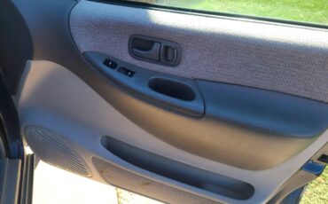 Nissan-quest-xe-1996-blue-14