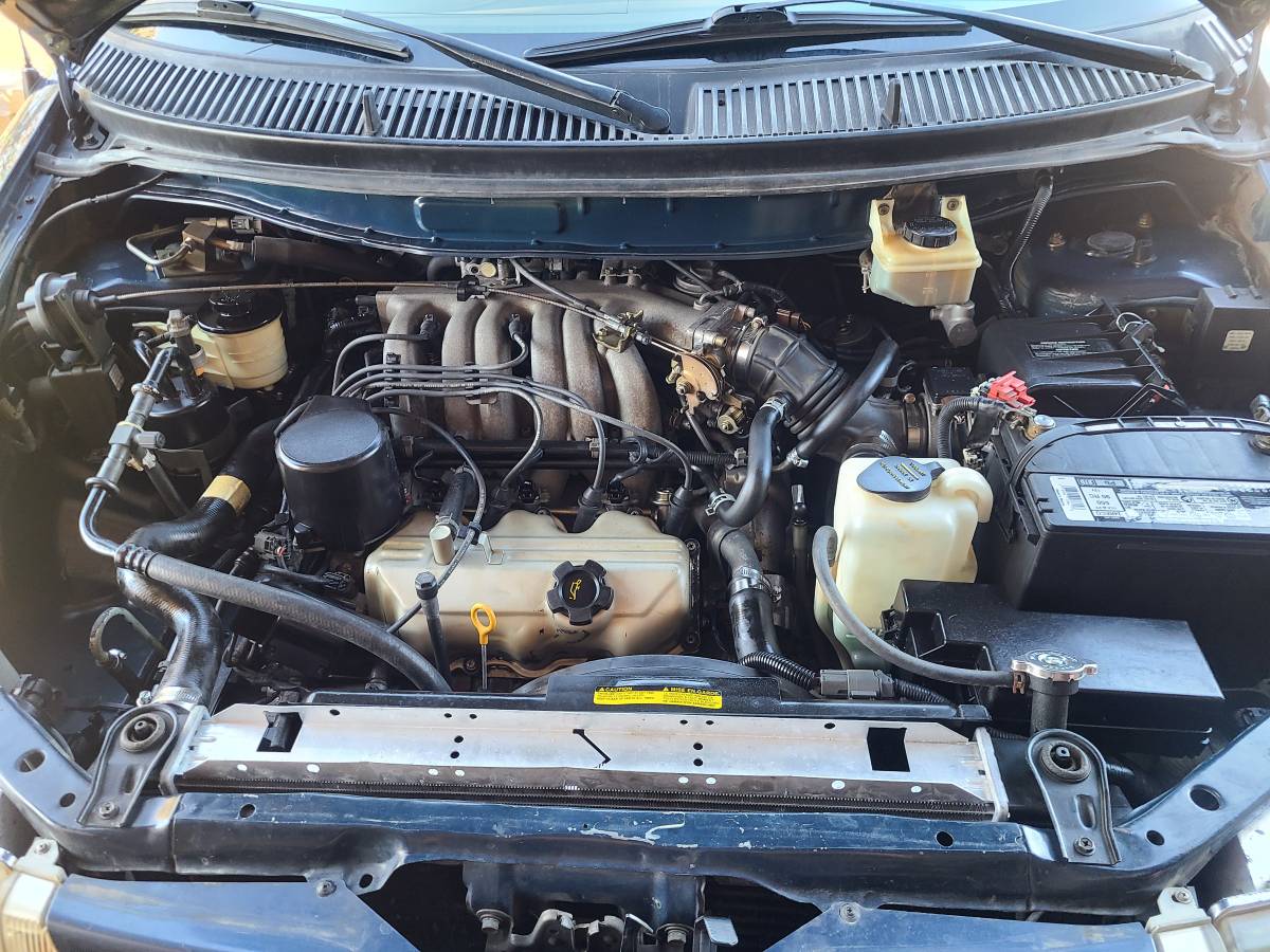 Nissan-quest-xe-1996-blue-16