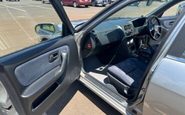 Nissan-skyline-1996-silver-12