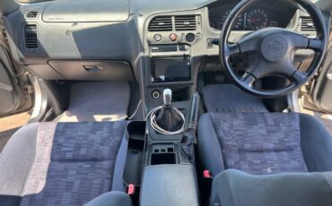 Nissan-skyline-1996-silver-6