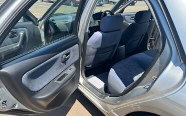 Nissan-skyline-1996-silver-8