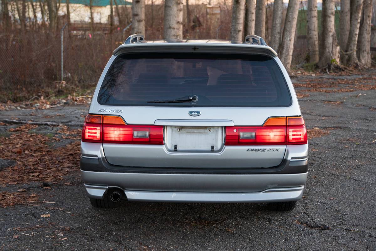 Nissan-stagea-1996-10