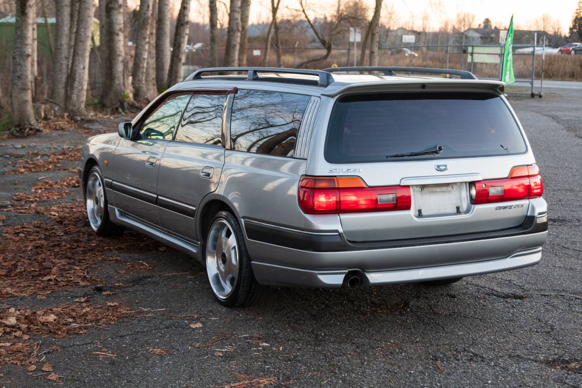 Nissan-stagea-1996-11