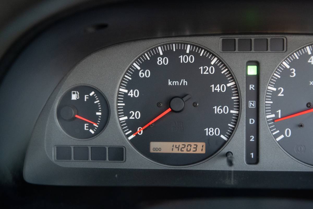 Nissan-stagea-1996-16