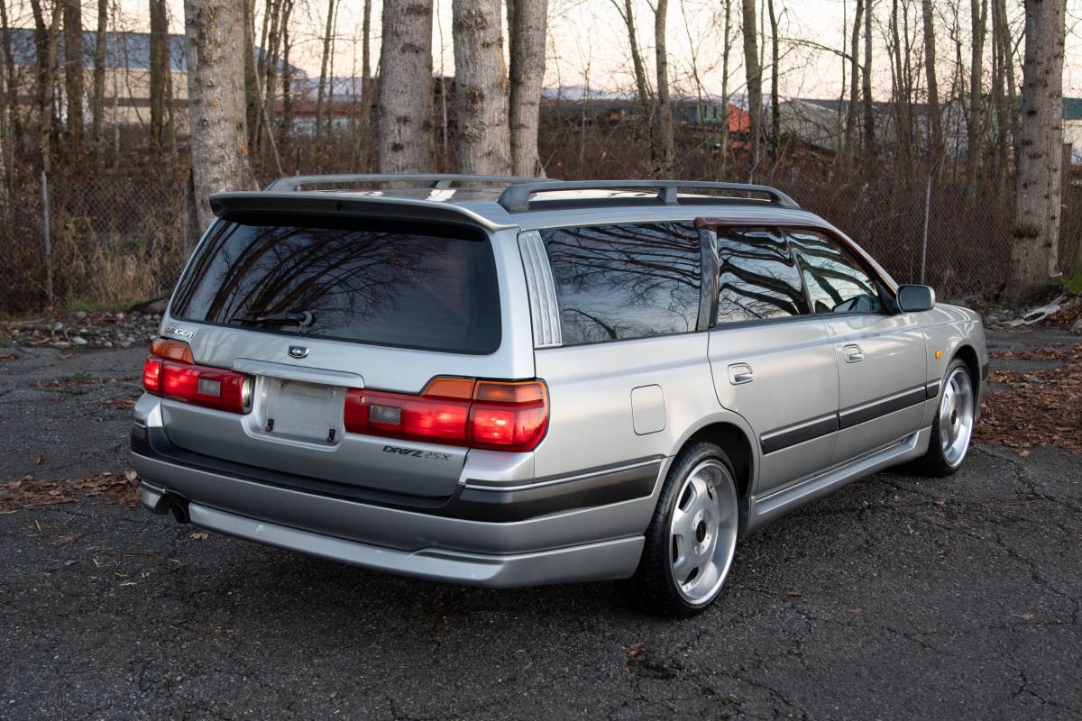 Nissan-stagea-1996-9
