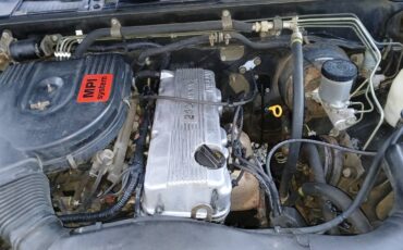 Nissan-truck-1992-black-1