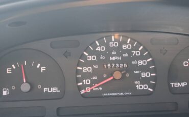 Nissan-truck-1995-grey-9