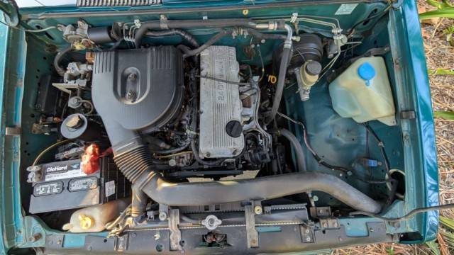 Nissan-trucks-2wd-1996-11